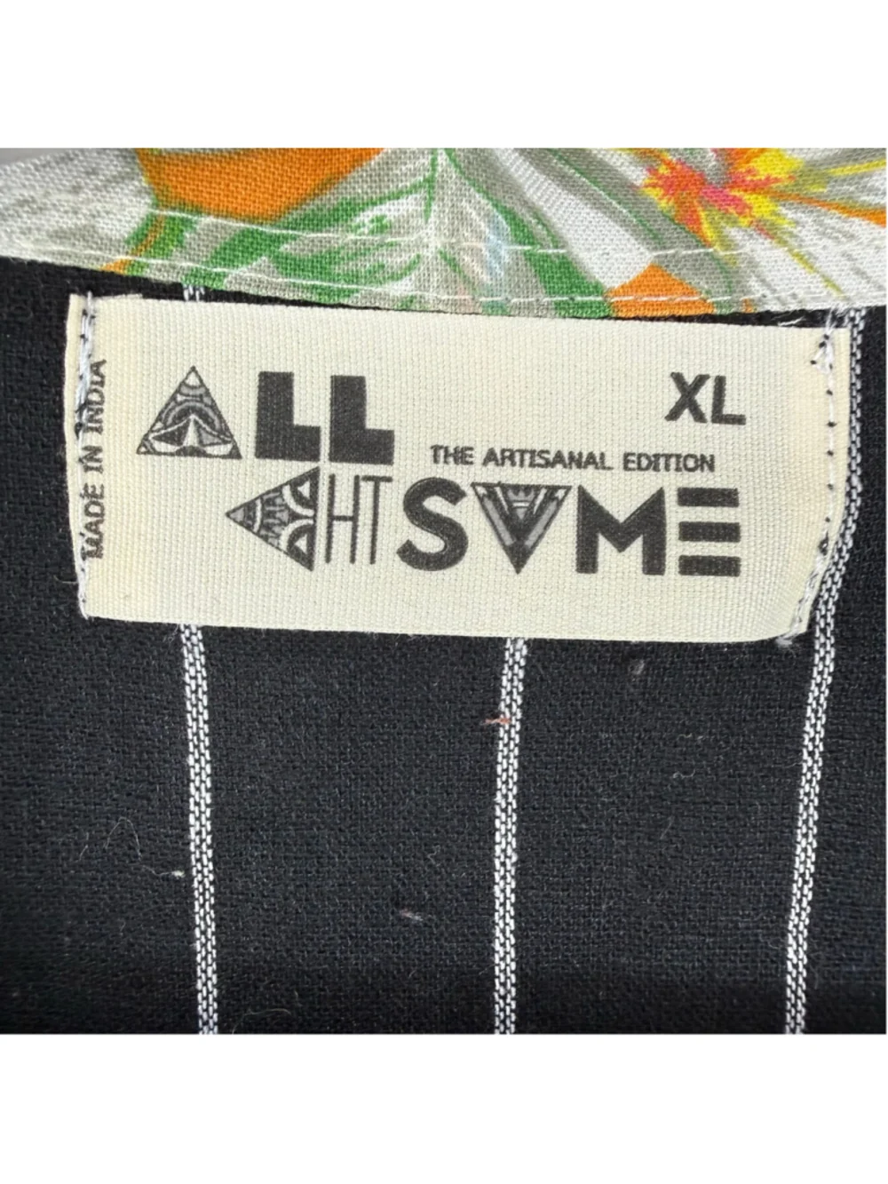Women's All Is Same Button Down Shirt XL Black White Patterned